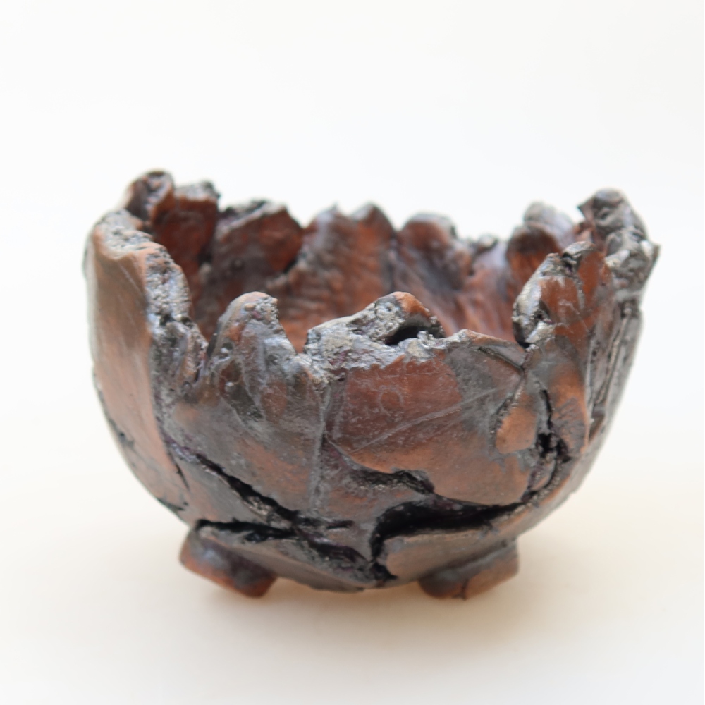 Ceramiczna skorupa 11 x 9,5 x 8 cm, kolor brązowy