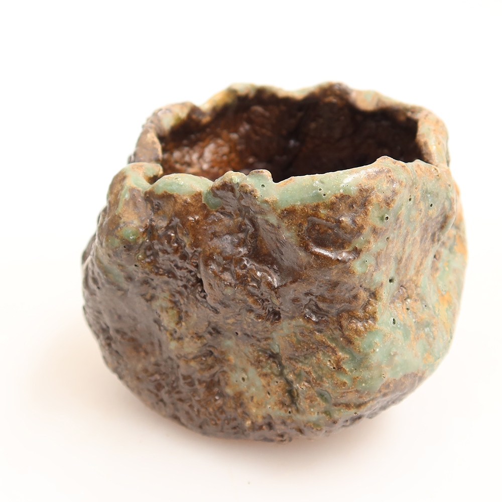 Ceramiczna skorupka  6 x 5 x 6 cm, kolor zielony