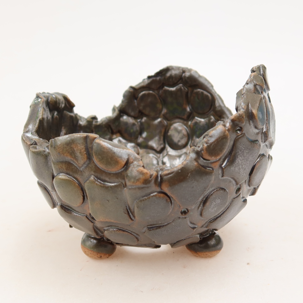 Ceramiczna skorupa  10,5 x 10 x 7,5 cm, kolor brązowo-zielony