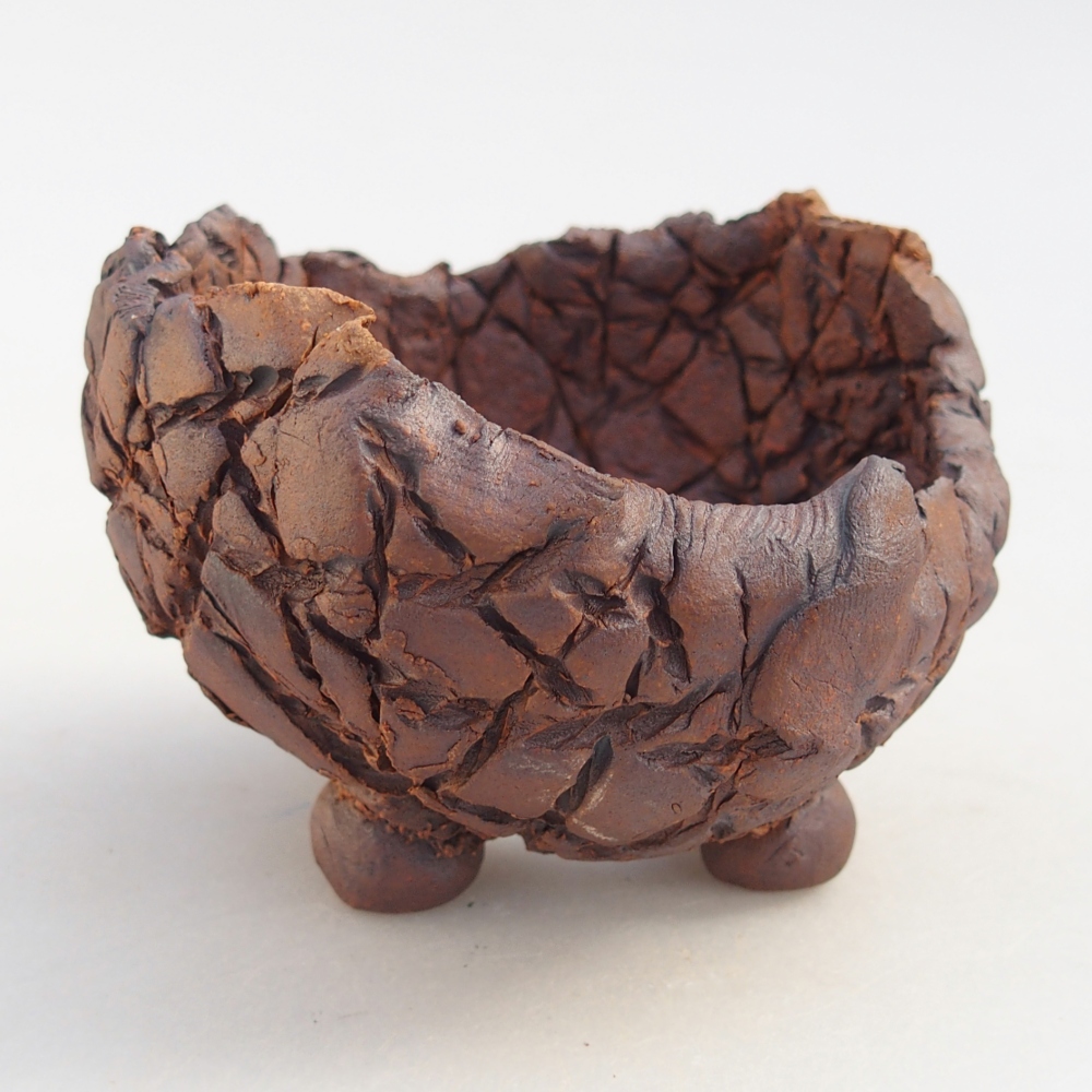 Ceramiczna muszla 8,5 x 8 x 6 cm, kolor brązowy