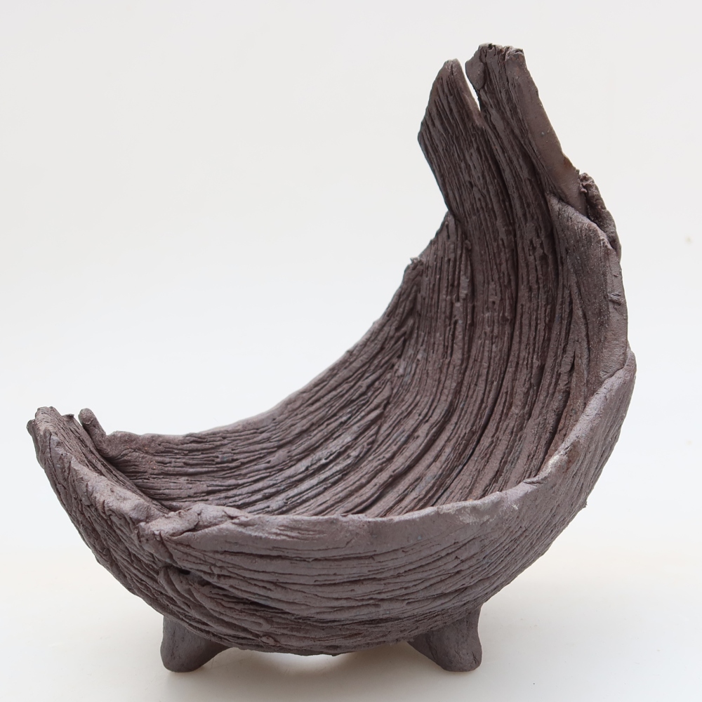 Ceramiczna skorupa  13,5 x 11 x 14 cm, kolor brązowy