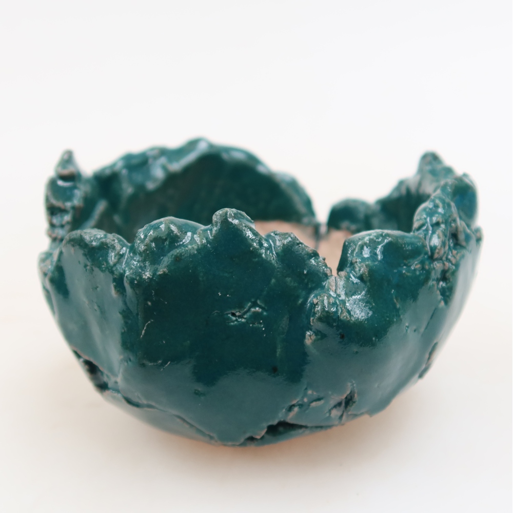 Ceramiczna skorupa  9 x 8,5 x 6 cm, kolor zielony