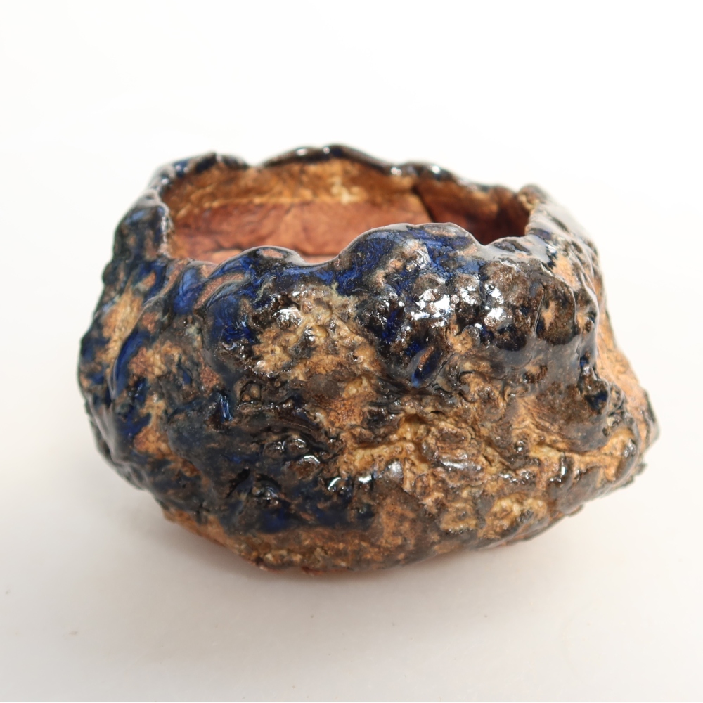Ceramiczna skorupa  7 x 7 x 5,5 cm, kolor niebiesko-brązowy