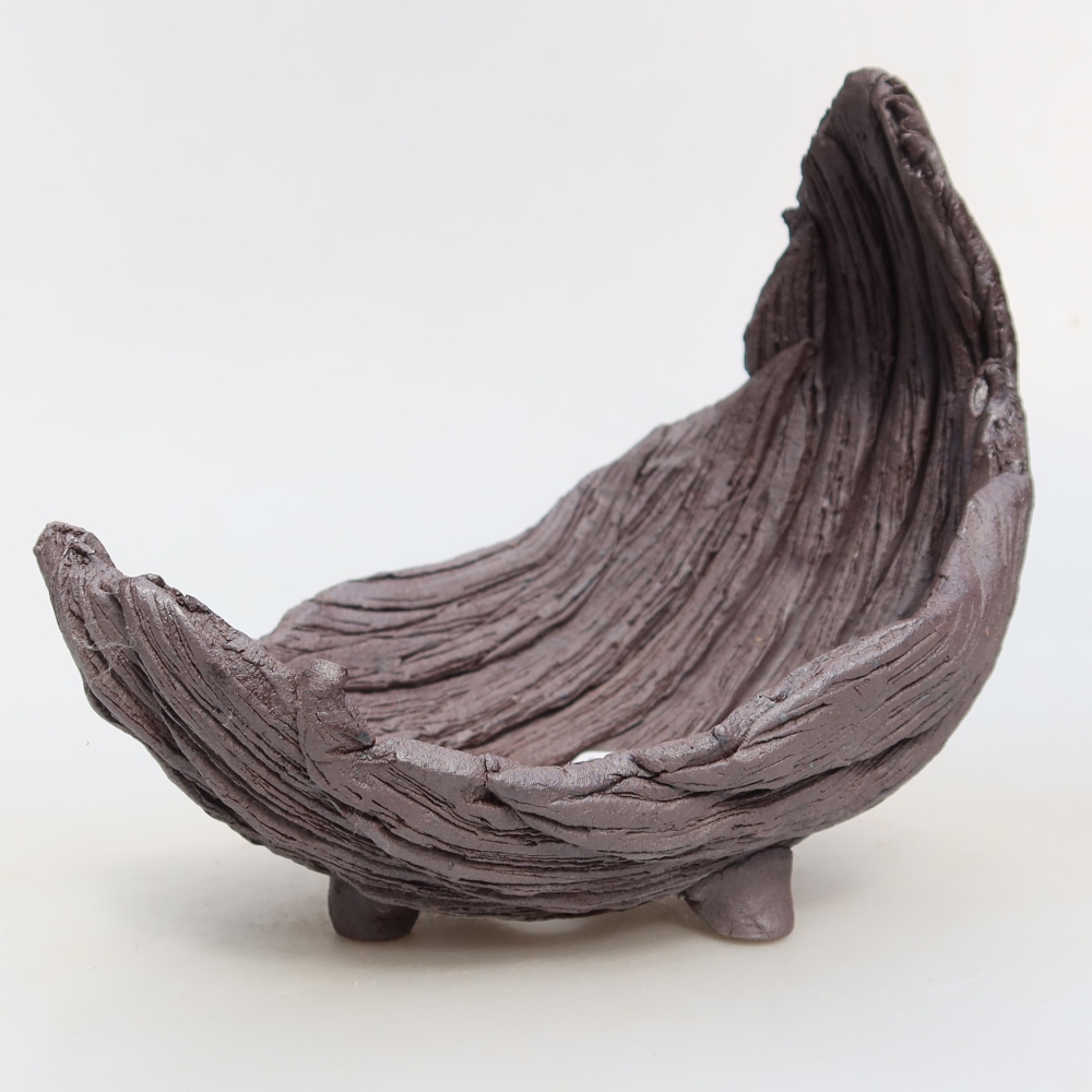 Ceramiczna skorupa  15 x 11 x 14,5 cm, kolor brązowy