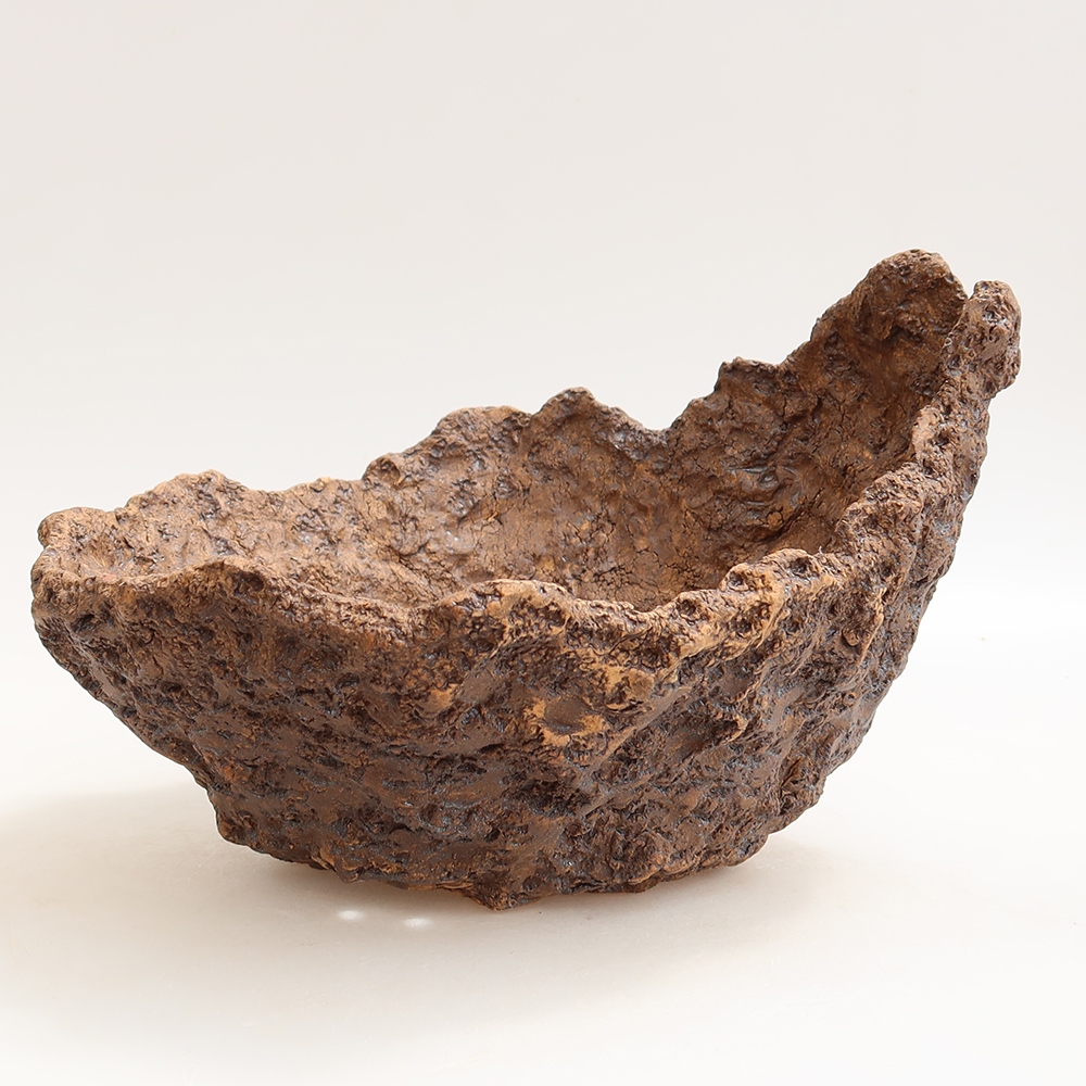 Ceramiczna skorupa 22 x 20 x 16,5 cm, kolor brązowy
