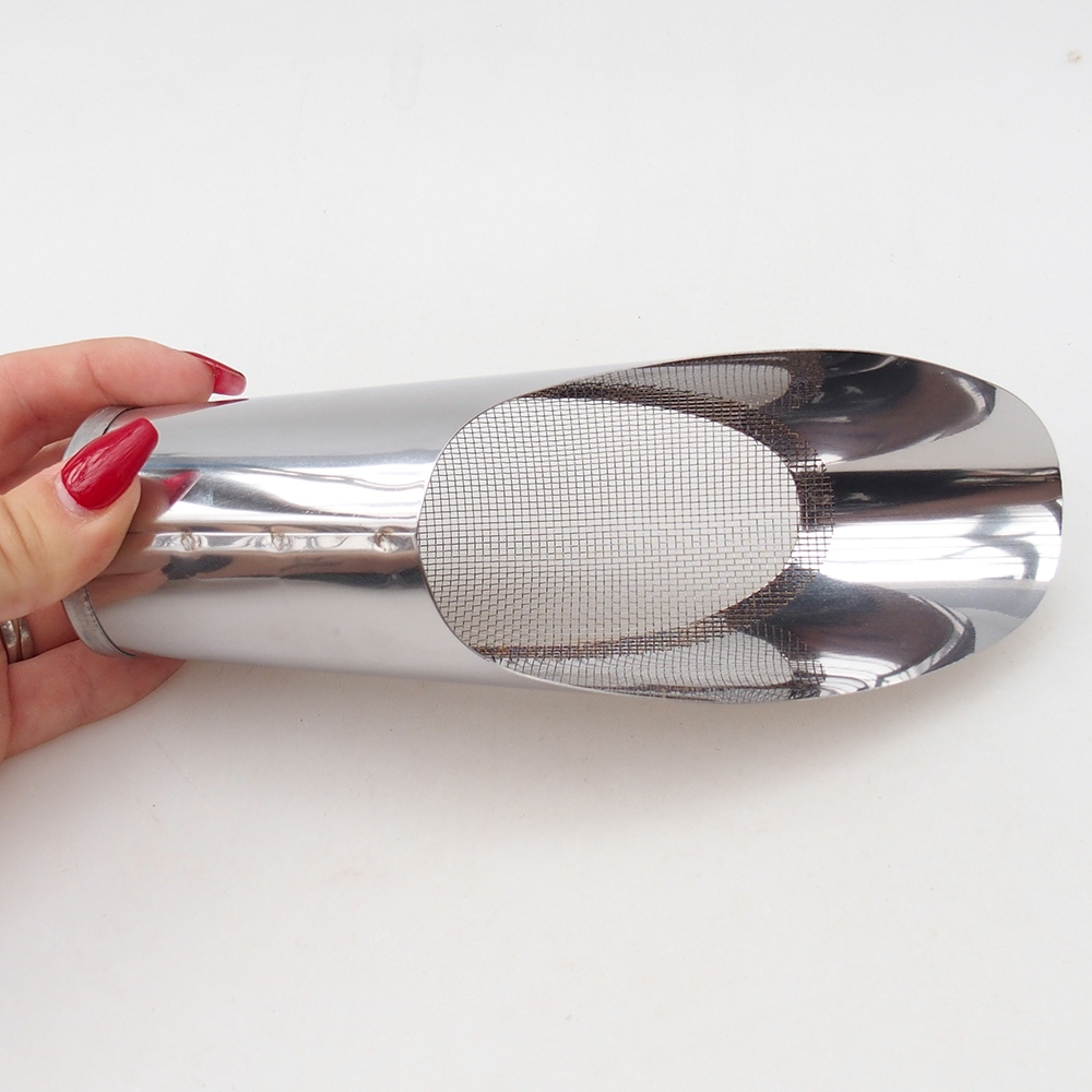 Kielnia do gleby z sitem