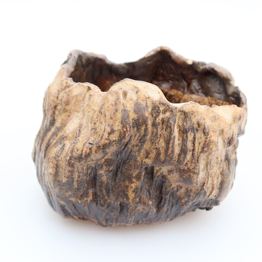 Ceramiczna skorupka  6,5 x 5 x 6 cm, kolor brązowy
