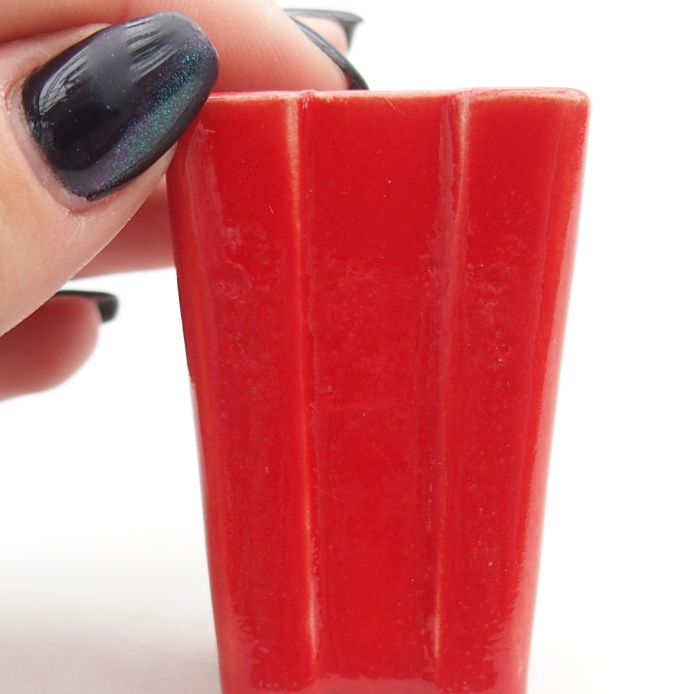 Mini miska do bonsai 3,5 x 3,5 x 5,5 cm, kolor czerwony