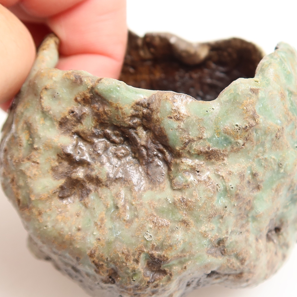 Ceramiczna skorupka  6 x 5,5 x 6 cm, kolor zielony