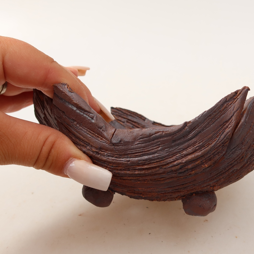 Ceramiczna skorupa  15 x 11 x 7,5 cm, kolor brązowy