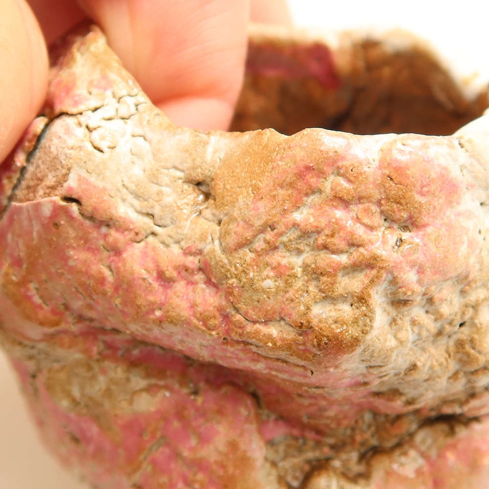 Ceramiczna skorupka  4 x 4 x 5 cm, kolor różowy