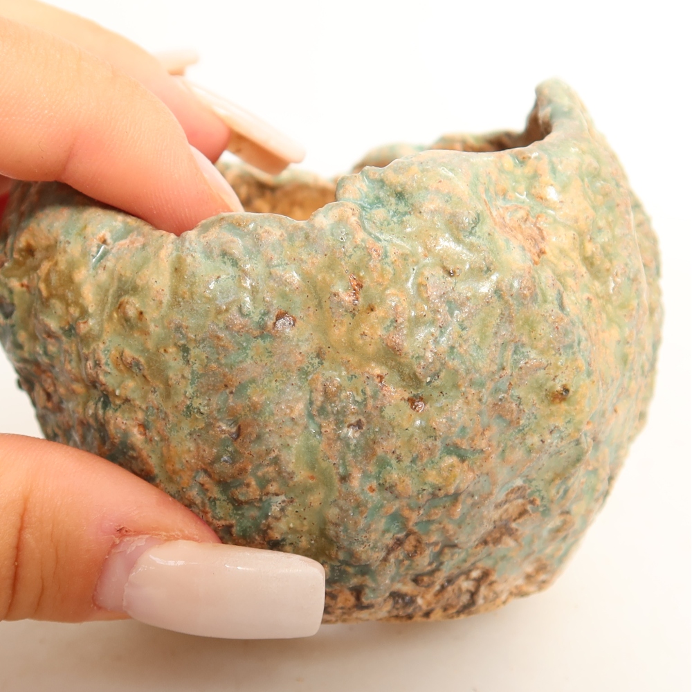 Ceramiczna skorupka  7,5 x 7 x 6,5 cm, kolor zielony