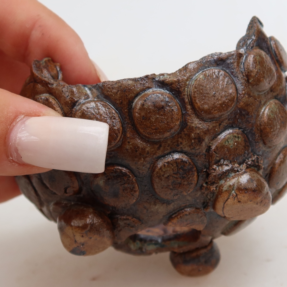 Ceramiczna skorupka  8,5 x 8,5 x 6 cm, kolor brązowo-zielony