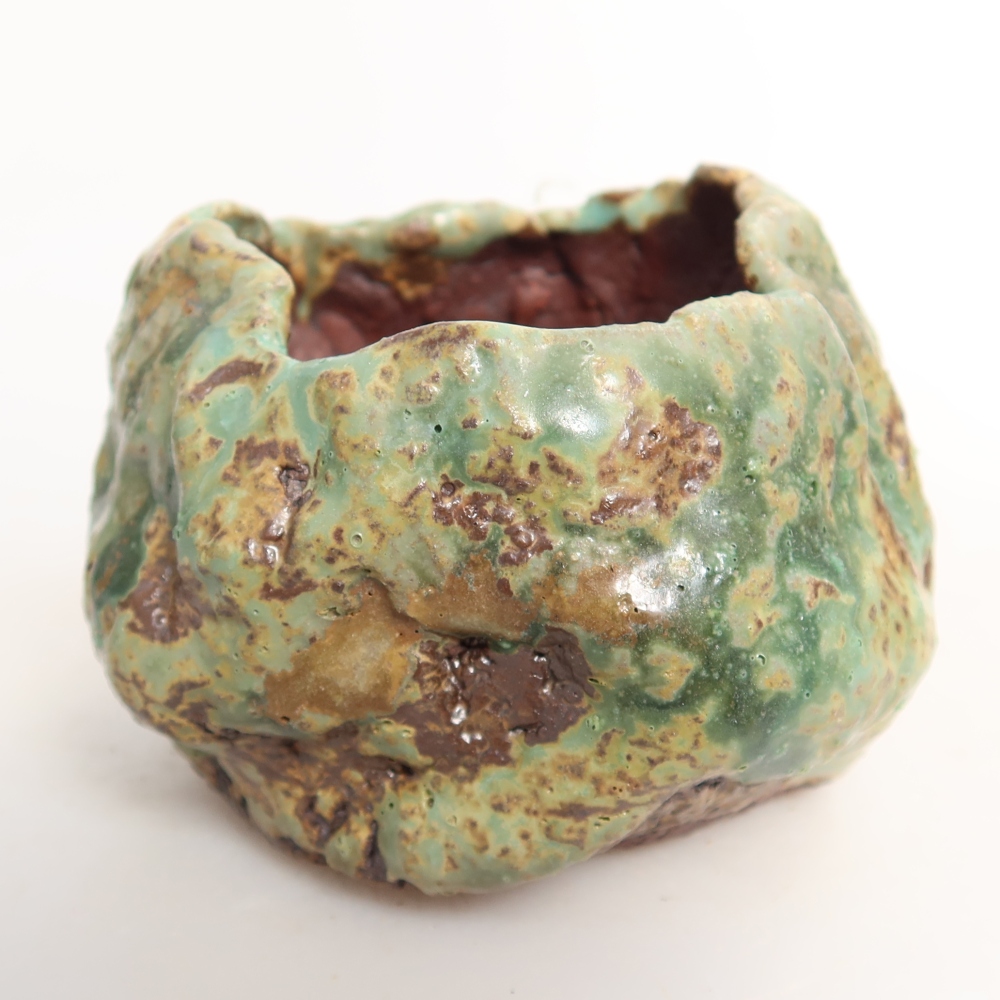 Ceramiczna skorupka  7,5 x 6,5 x 6,5 cm, kolor zielony