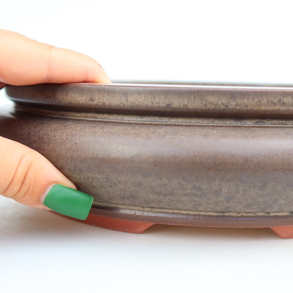 Ceramiczna miska  23,5 x 23,5 x 7 cm, kolor brązowy