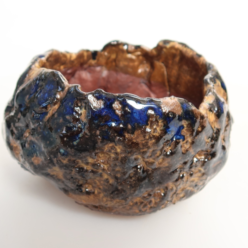 Ceramiczna skorupka  7 x 7 x 5,5 cm, kolor niebiesko-brązowy