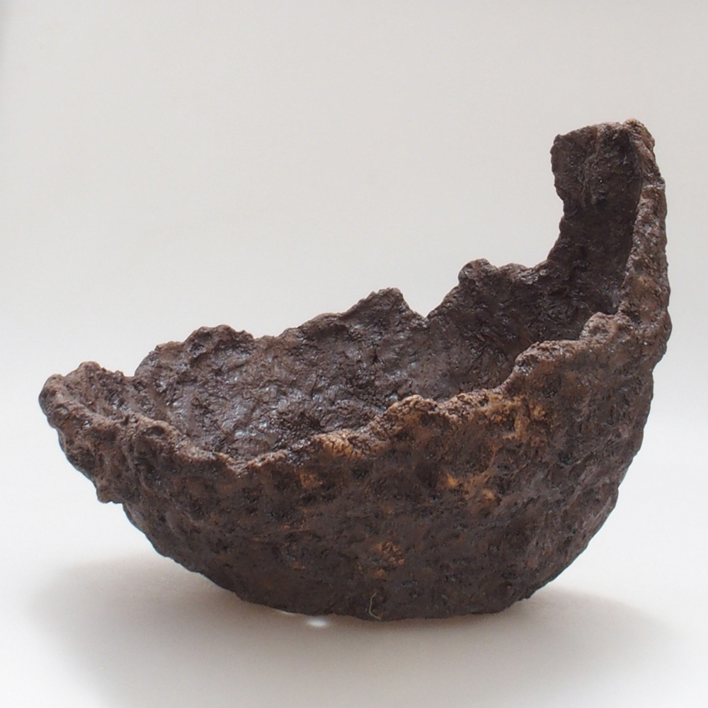 Muszla ceramiczna 24 x 21,5 x 22 cm, kolor brązowy