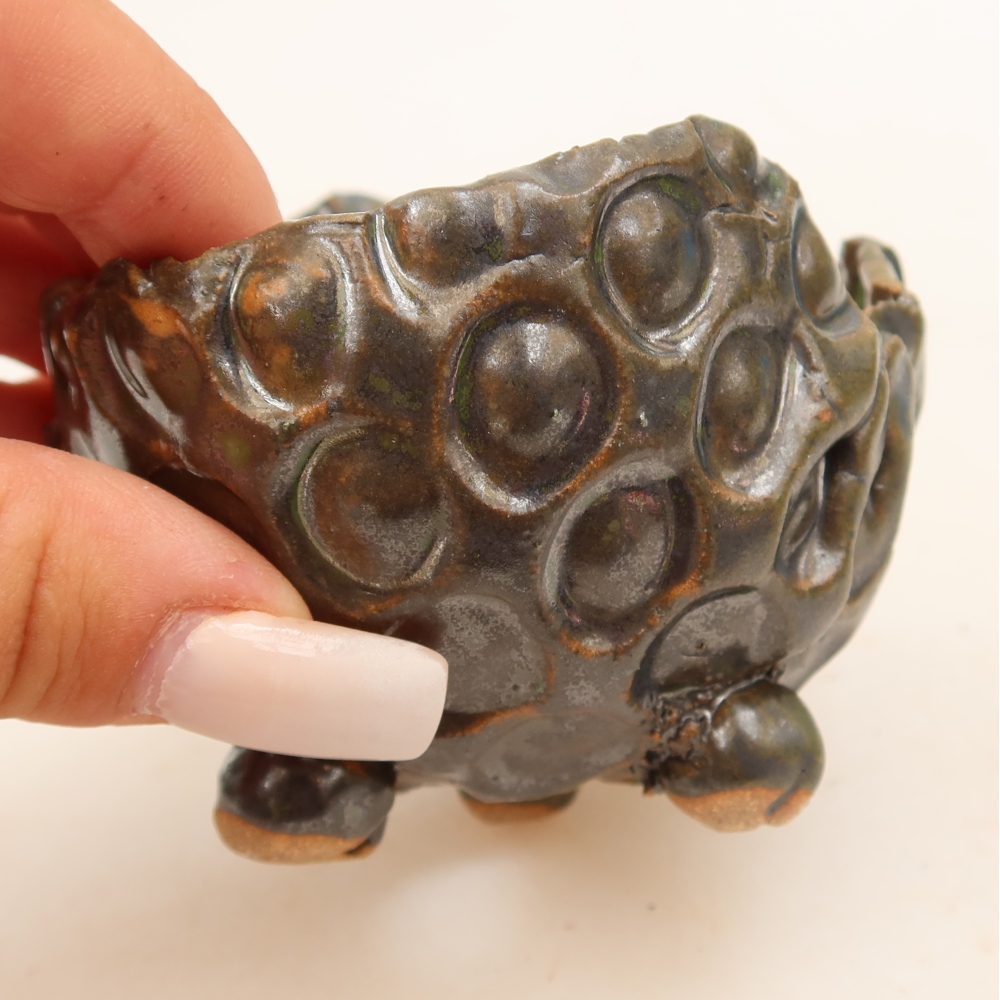 Ceramiczna skorupa  8,5 x 7,5 x 7 cm, kolor brązowo-zielony