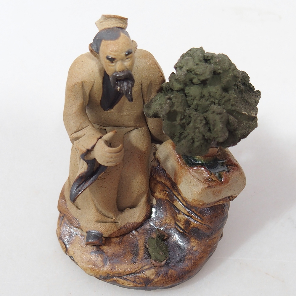 Figurka ceramiczna - Bonsaiista