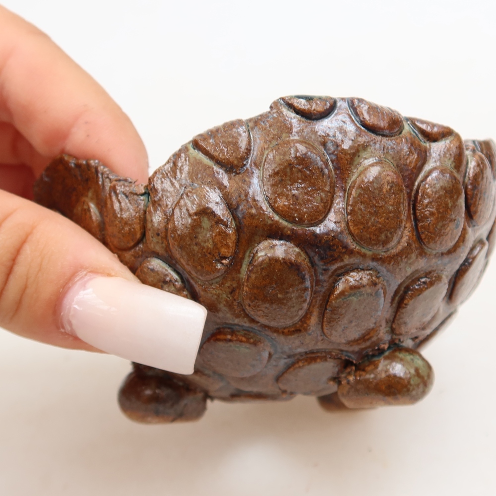 Ceramiczna skorupa  8,5 x 8,5 x 5 cm, kolor brązowo-zielony