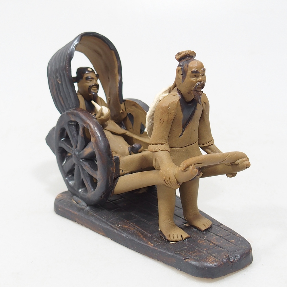 Ceramiczna figurka - powóz