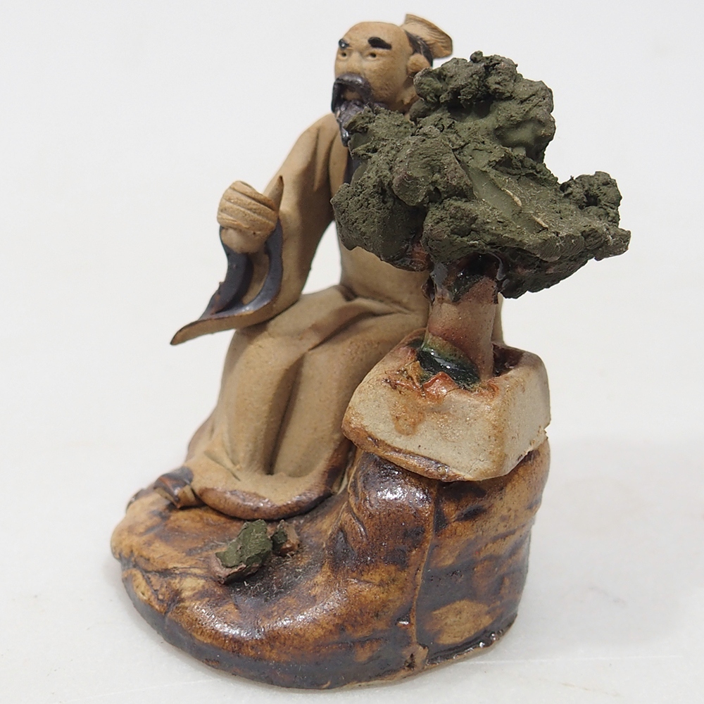 Figurka ceramiczna - Bonsaiista