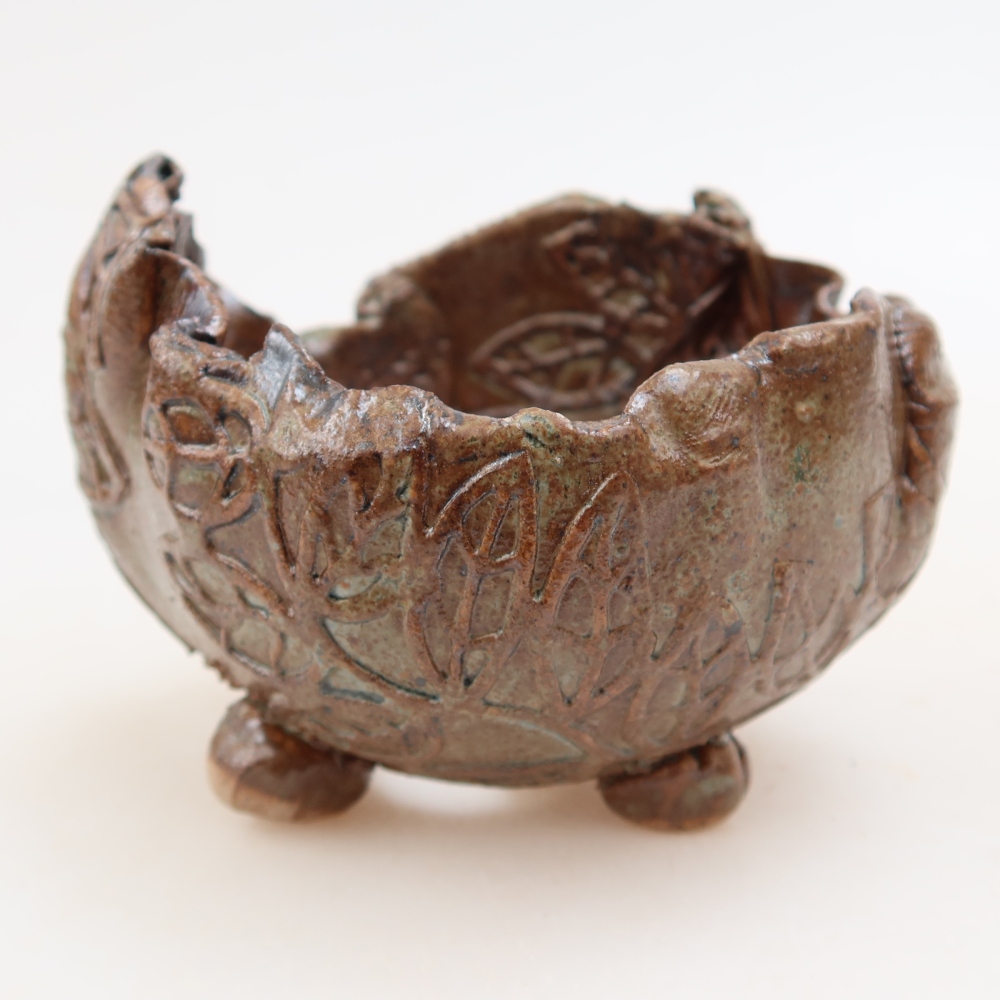 Ceramiczna skorupa  8,5 x 8,5 x 7 cm, kolor brązowo-zielony