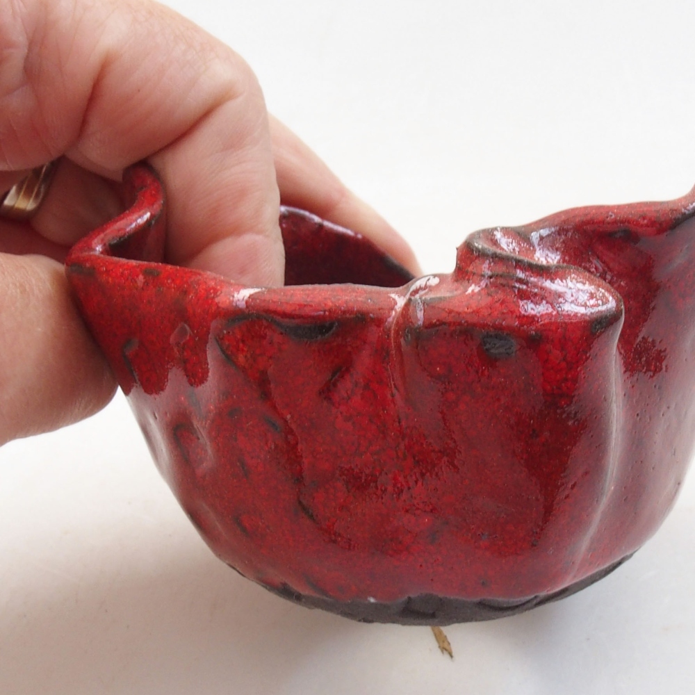 Muszla ceramiczna 8 x 7,5 x 6 cm, kolor czerwony