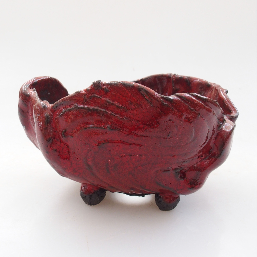 Muszla ceramiczna 9,5 x 8 x 5 cm, kolor czerwony