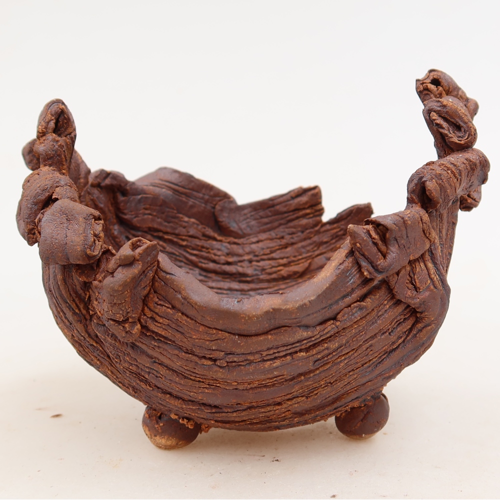 Ceramiczna skorupa  11,5 x 10 x 8 cm, kolor brązowy
