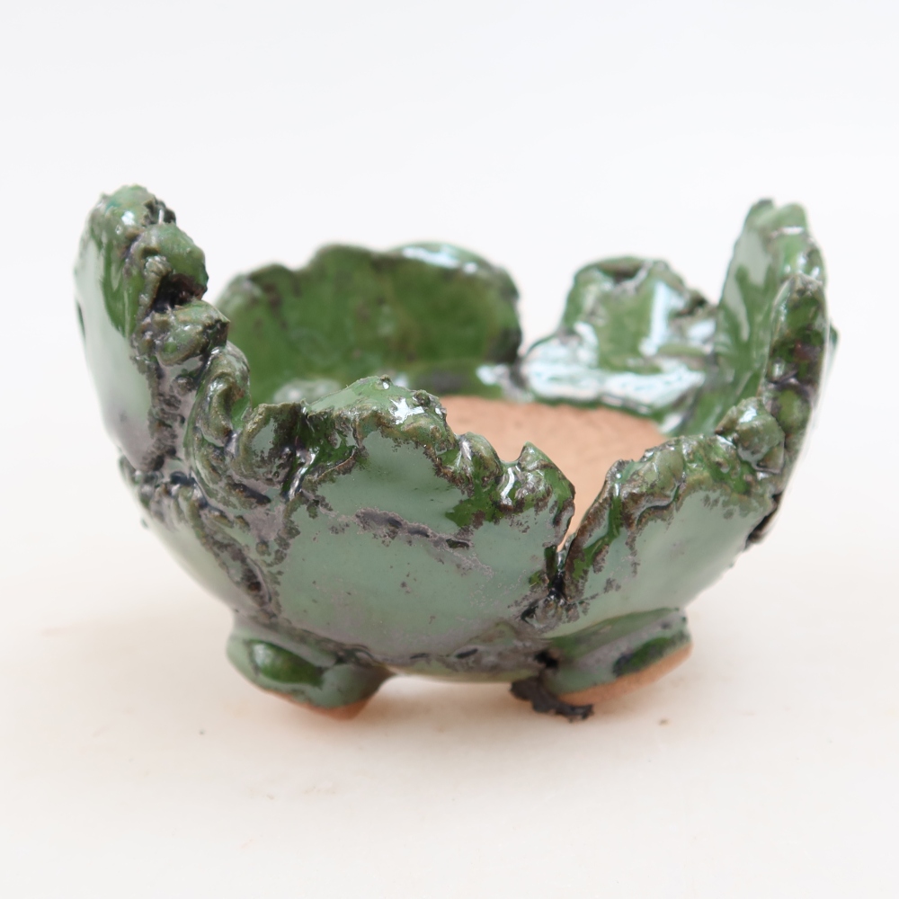 Ceramiczna skorupka  9 x 8,5 x 7 cm, kolor zielony