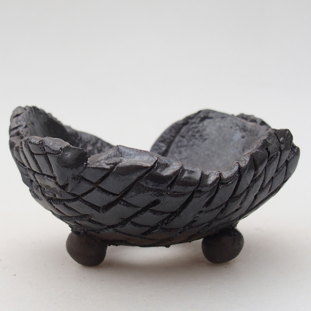 Ceramiczna muszla 8,5 x 8 x 5 cm, kolor czarny