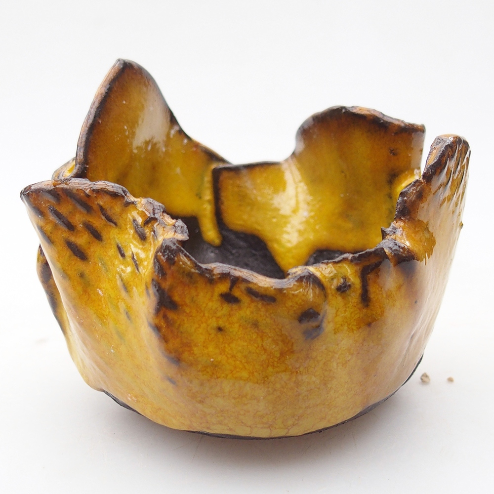 Ceramiczna muszla 8,5 x 7,5 x 7 cm, kolor żółty