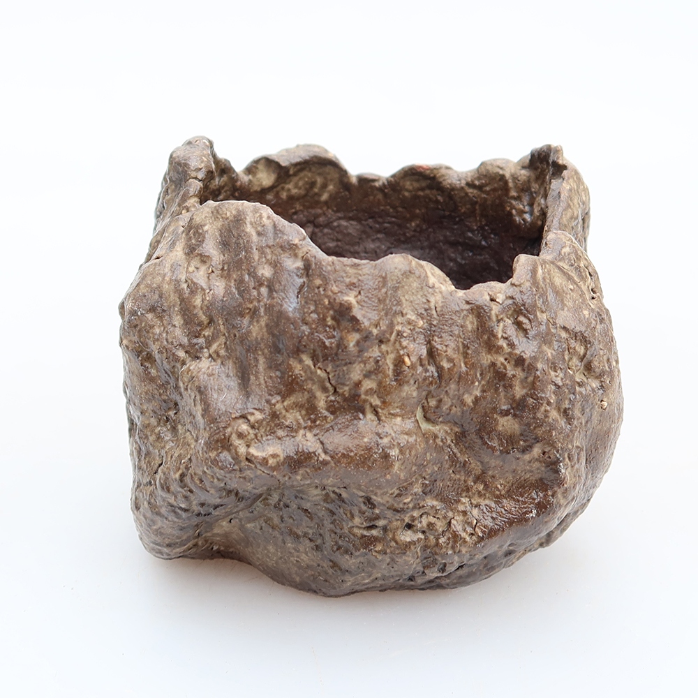 Ceramiczna skorupka  5,5 x 5,5 x 6 cm, kolor brązowy