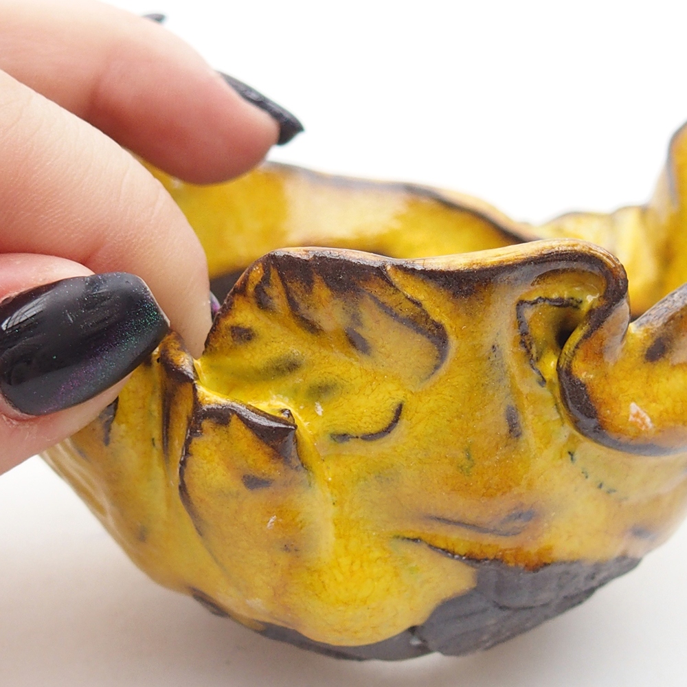 Ceramiczna skorupa 9 x 8,5 x 6,5 cm, żółta