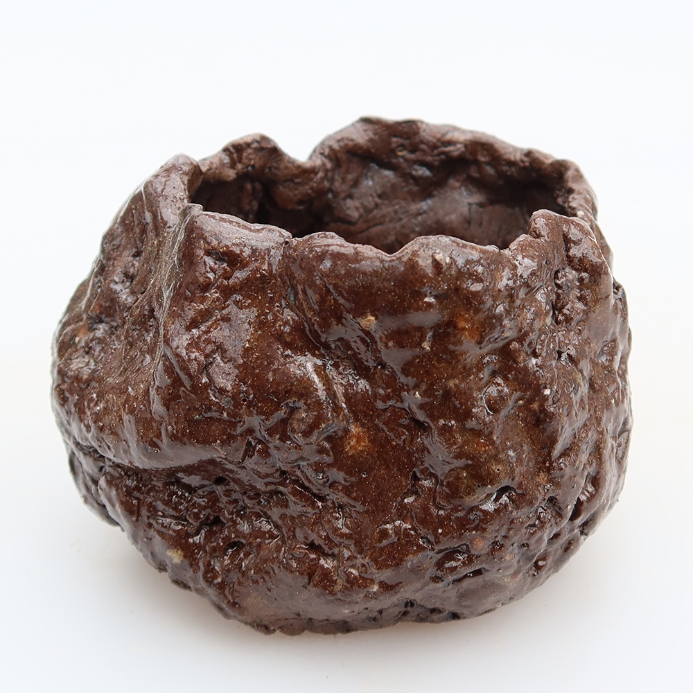 Ceramiczna skorupka  5,5 x 5 x 5,5 cm, kolor brązowy