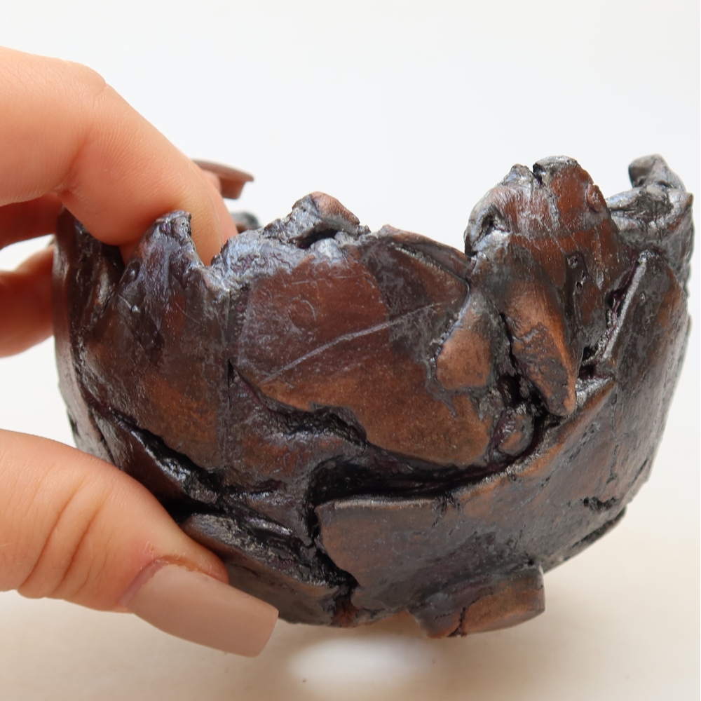 Ceramiczna skorupa 11 x 9,5 x 8 cm, kolor brązowy