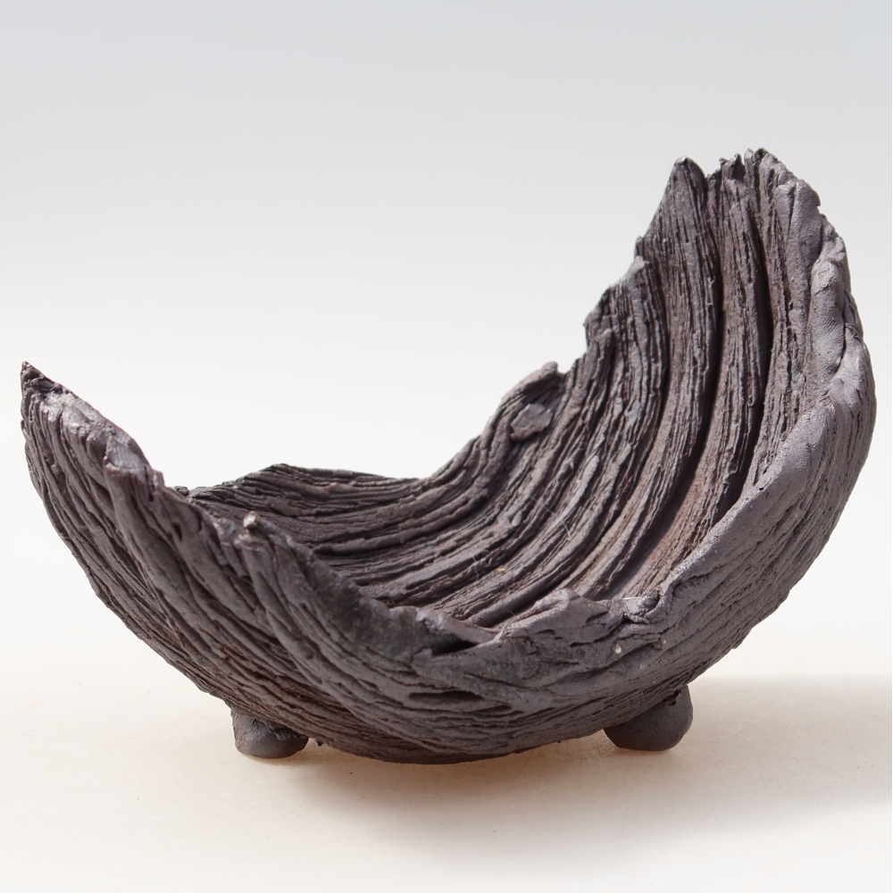 Ceramiczna skorupa  14,5 x 11 x 12 cm, kolor brązowy