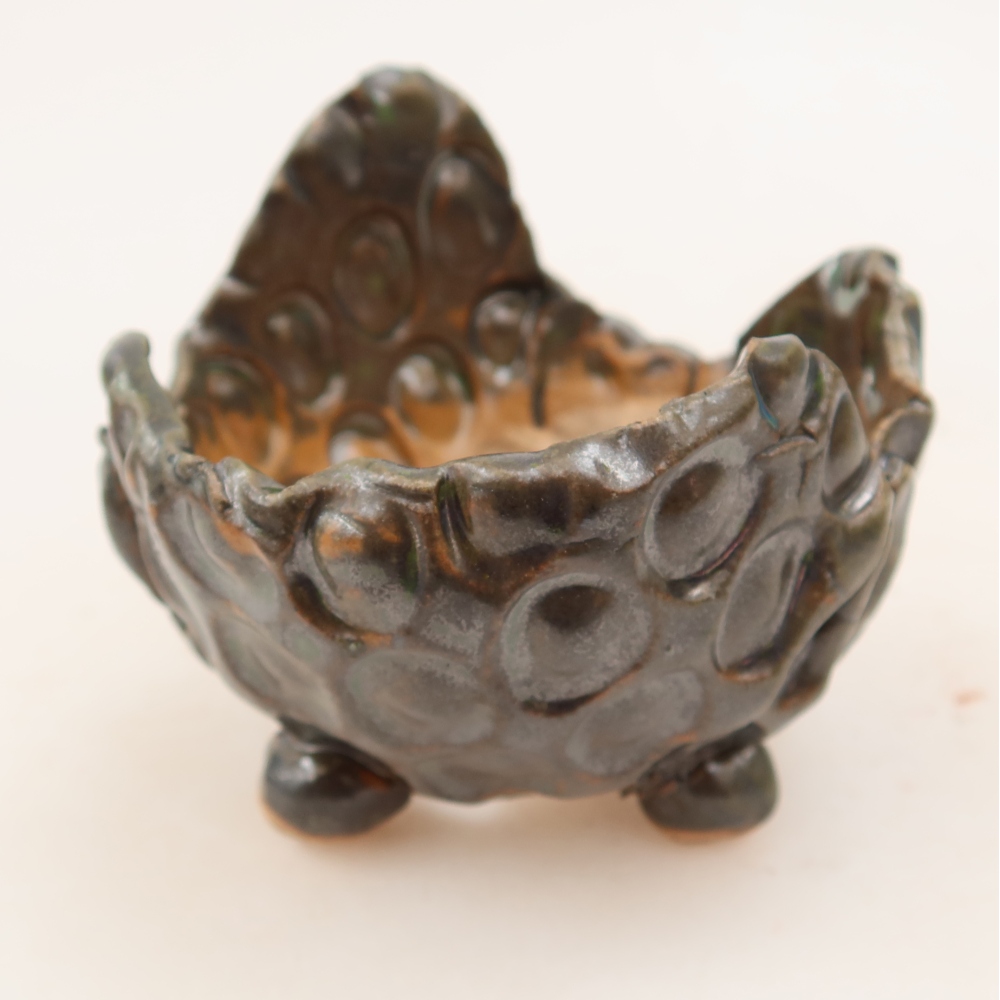 Ceramiczna skorupa  8,5 x 7,5 x 7 cm, kolor brązowo-zielony