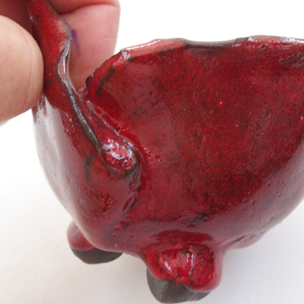 Muszla ceramiczna 8,5 x 8 x 7 cm, kolor czerwony