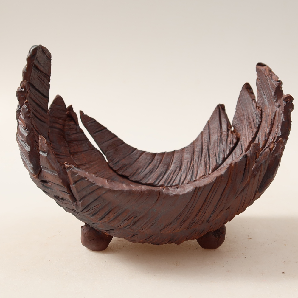 Ceramiczna skorupa  14,5 x 11 x 11 cm, kolor brązowy