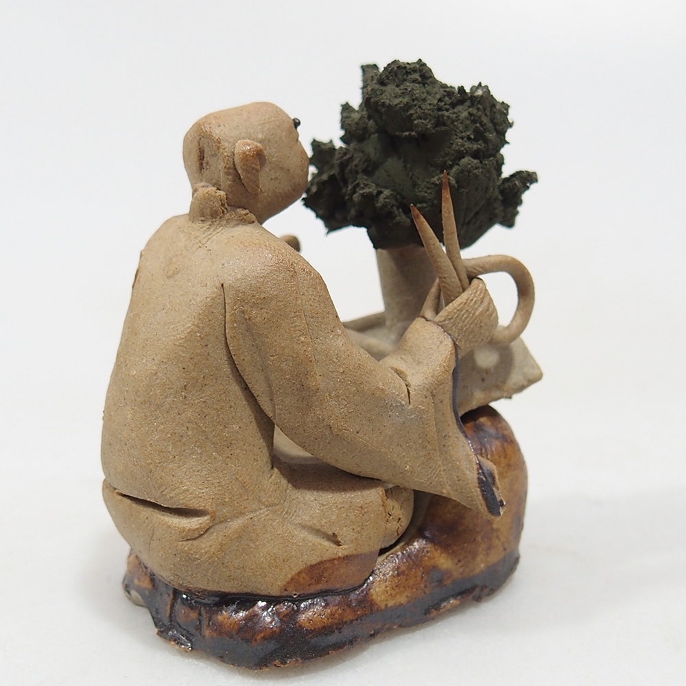 Figurka ceramiczna - Bonsaiista