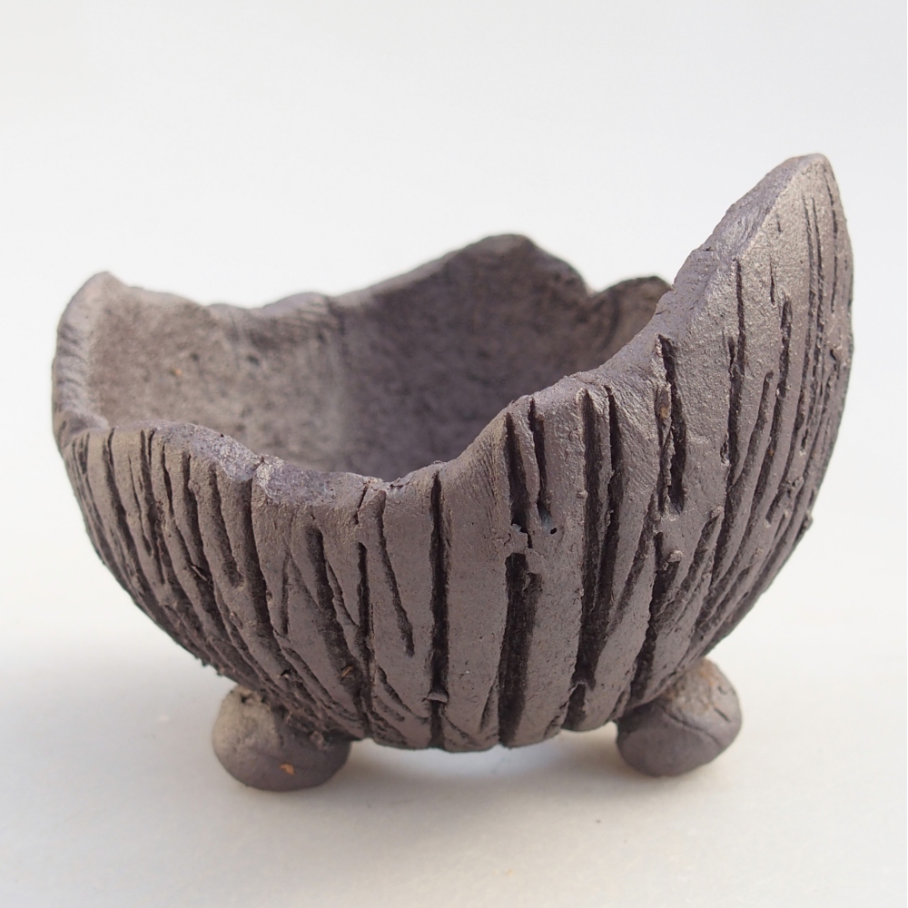 Ceramiczna muszla 8,5 x 8 x 6,5 cm, kolor metaliczny