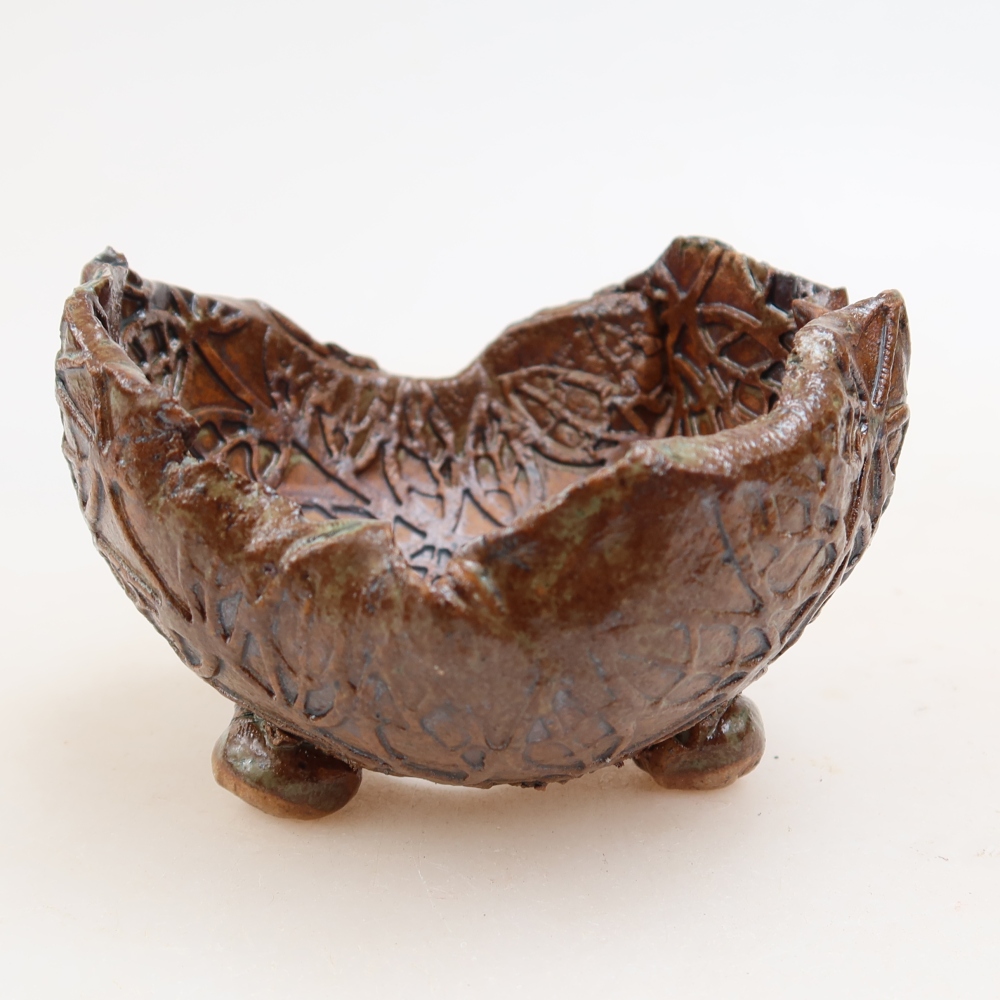 Ceramiczna skorupka  8,5 x 8,5 x 6 cm, kolor brązowo-zielony
