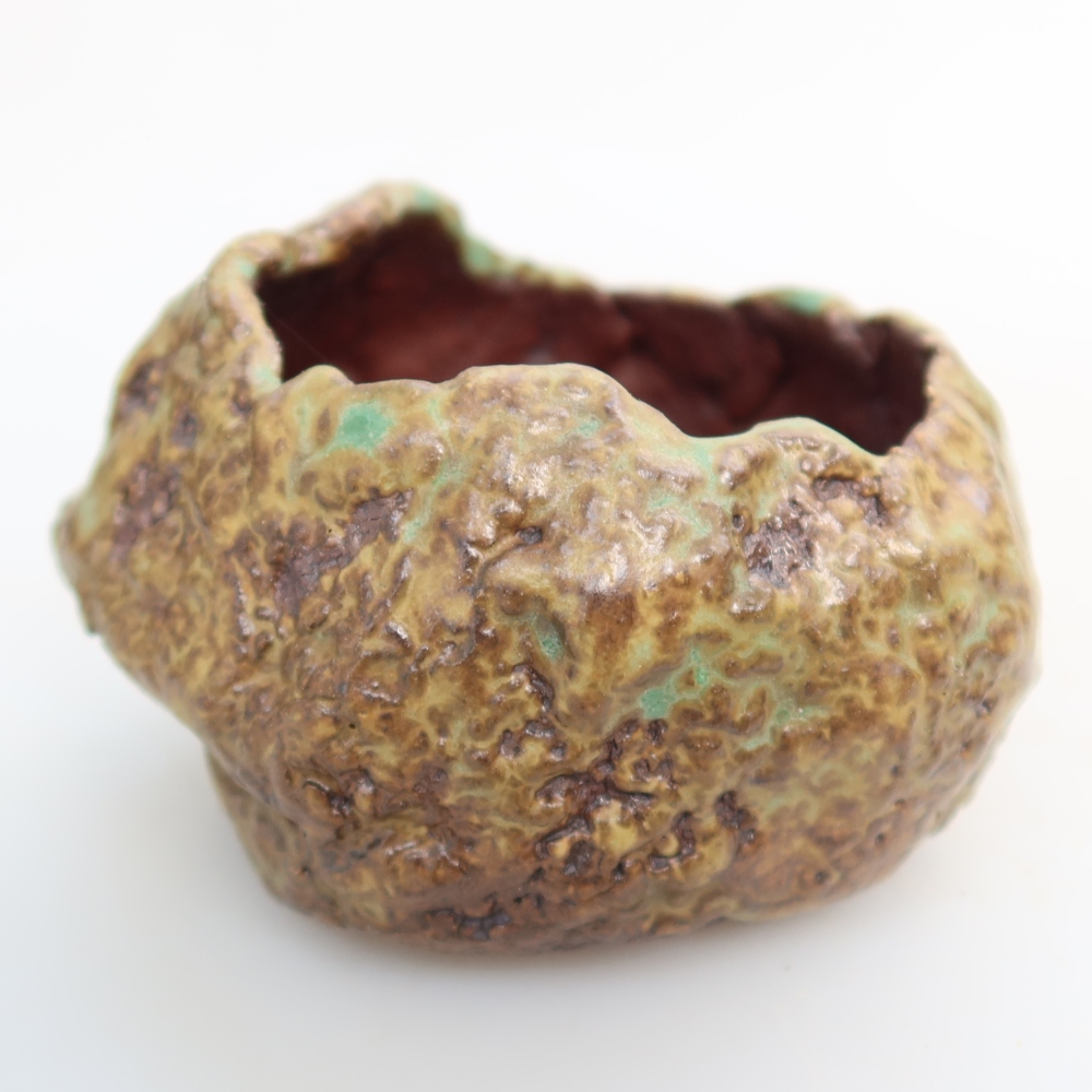 Ceramiczna skorupka  6,5 x 6,5 x 5,5 cm, kolor zielony