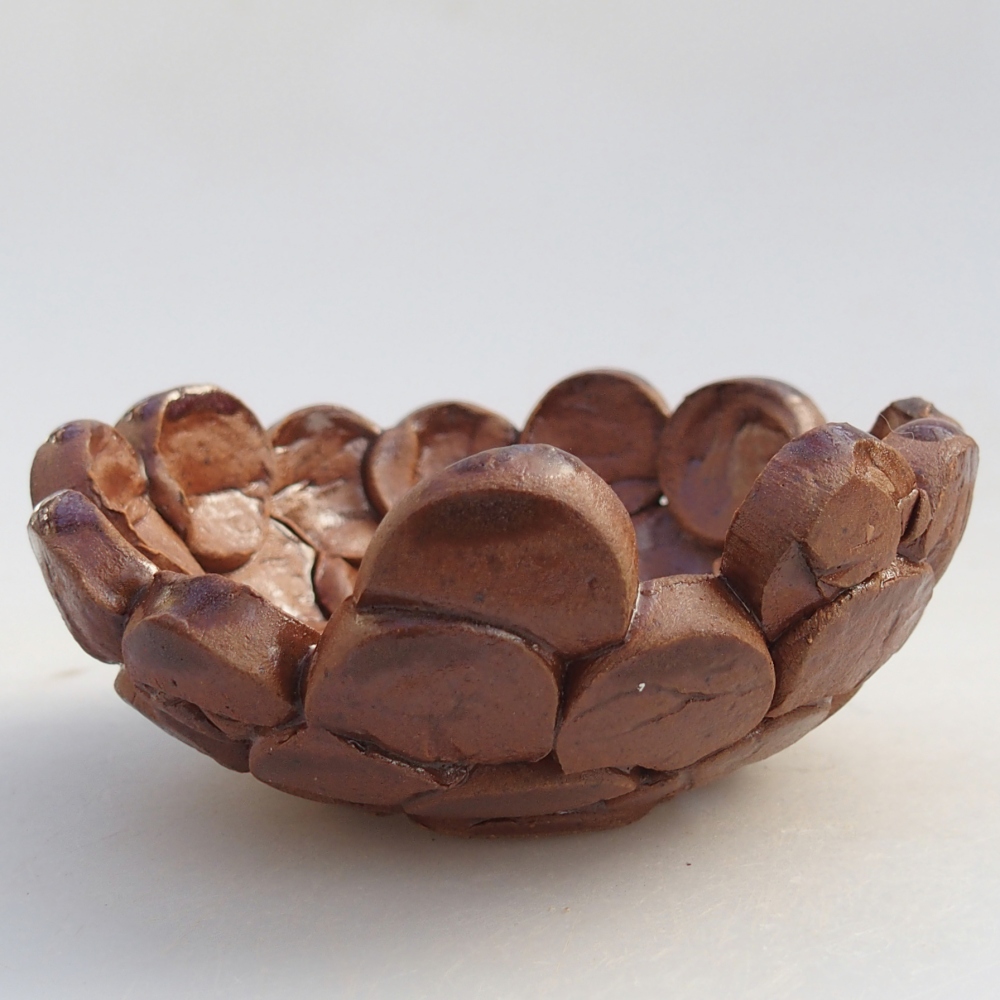 Ceramiczna muszla 8,5 x 8,5 x 4 cm, kolor brązowy