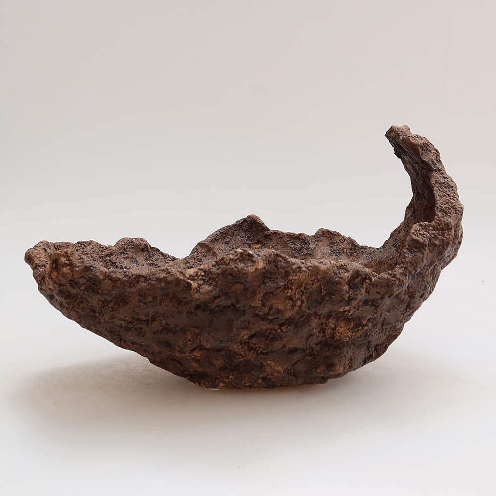 Ceramiczna skorupa 22 x 19 x 16,5 cm, kolor brązowy