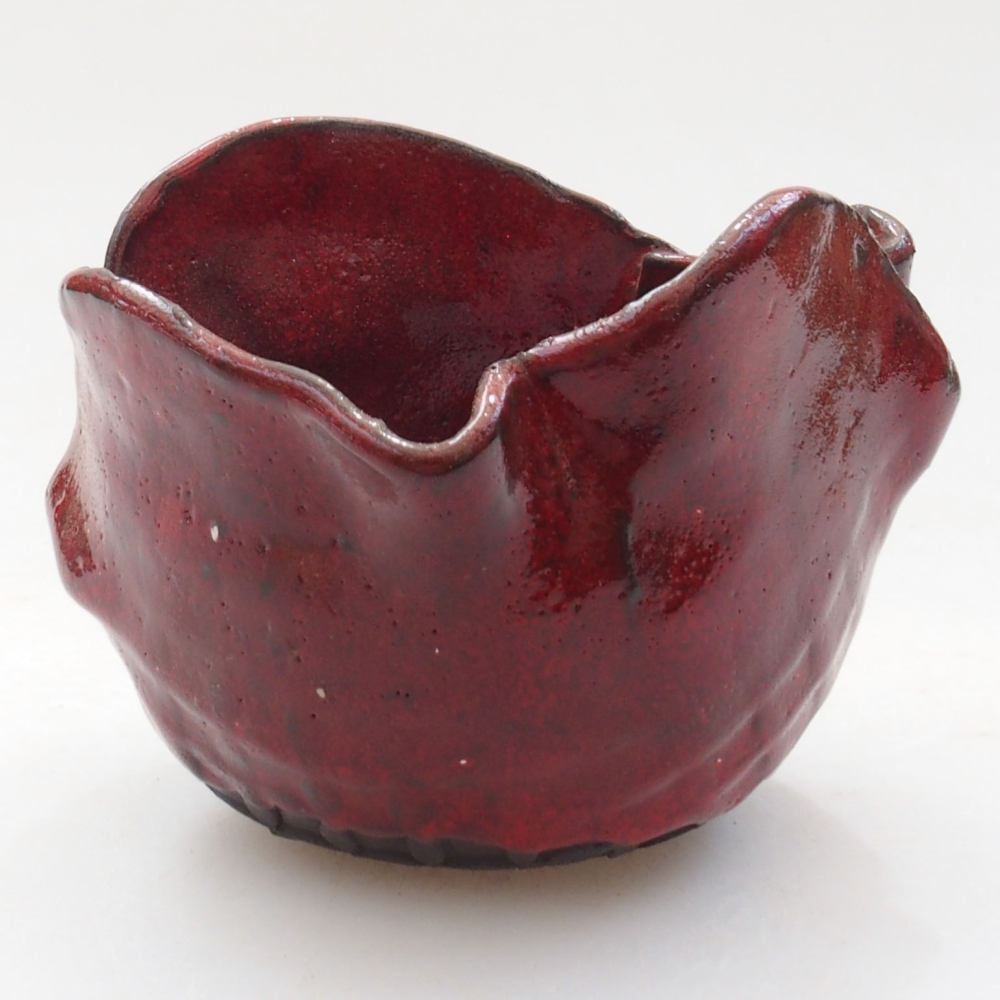 Muszla ceramiczna 8 x 6,5 x 6,5 cm, kolor czerwony