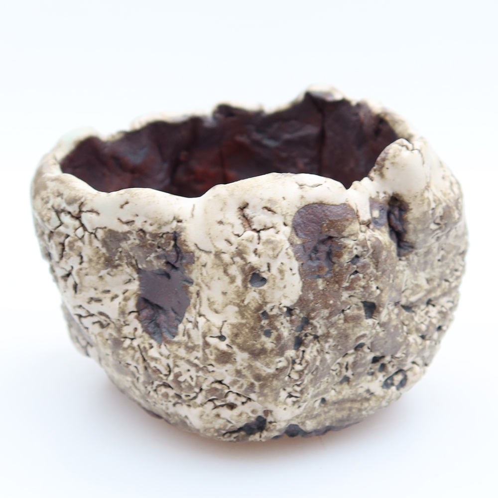 Ceramiczna skorupka  7 x 6 x 6 cm, kolor brązowo-biały