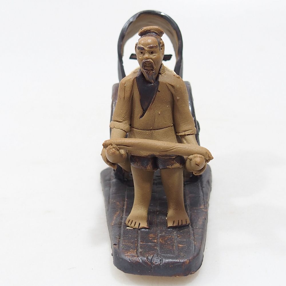 Ceramiczna figurka - powóz